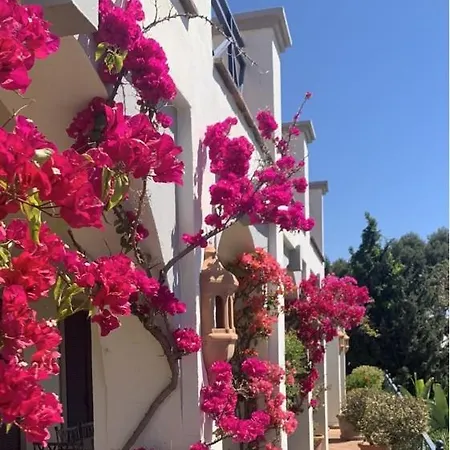 Boutique Maravilla - Marbella Bed and breakfast *