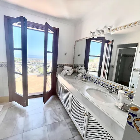 Boutique Maravilla - Marbella Bed and breakfast
