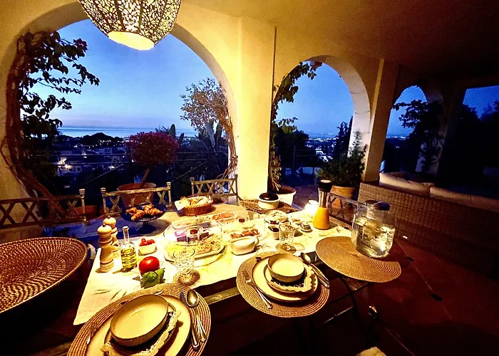 Boutique Maravilla - Marbella Couette-café