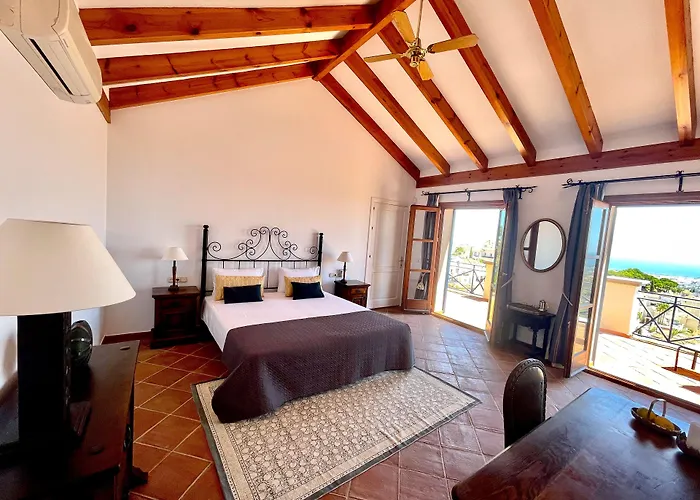 Boutique Maravilla - Marbella Couette-café